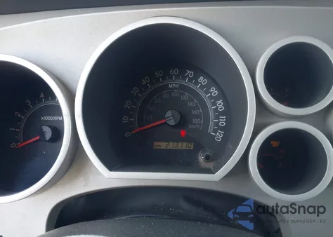 2008 Toyota Tundra Base 4.7L V8 z USA, uszkodzony, nr VIN 5TFRT541X8X021715